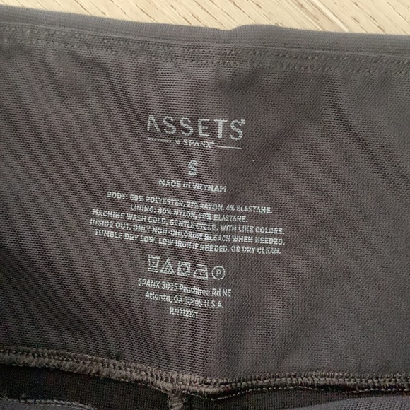 Spanx Assets Black High Waist‎ Pull On Activewear Leggings Size S pointe shaping - Picture 4 of 15